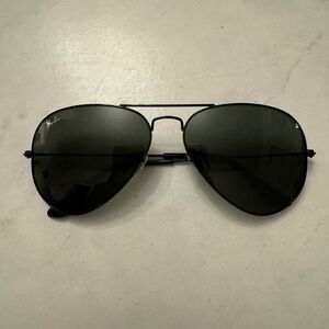 Ray-Ban Classic Black Aviator Sunglasses